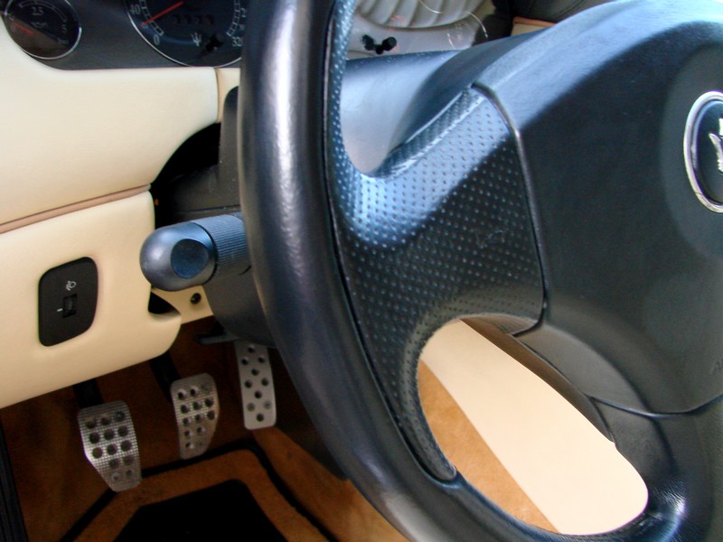 Rénovation des cuirs de ma 3200 GT Assetto Corsa DSC08965